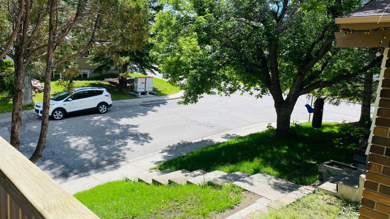 Cozy Basement Suite-溫馨小屋 Designated Parking Calgary Zewnętrze zdjęcie