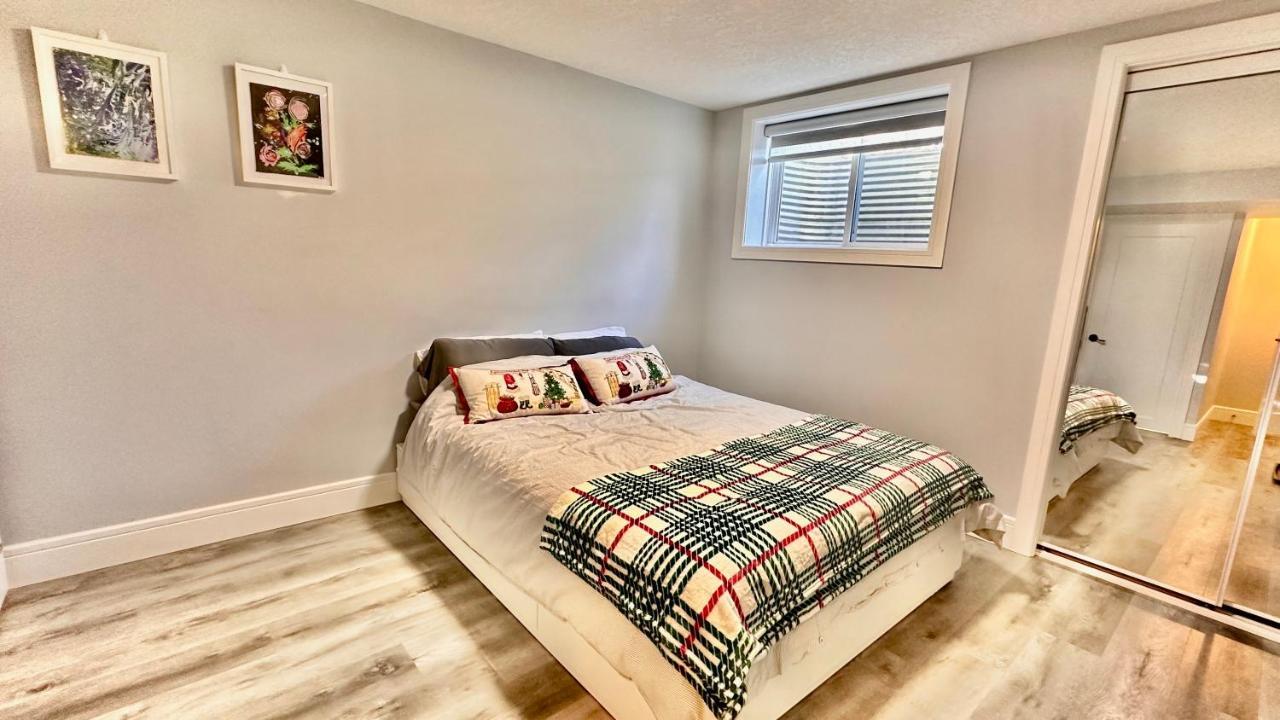 Cozy Basement Suite-溫馨小屋 Designated Parking Calgary Zewnętrze zdjęcie