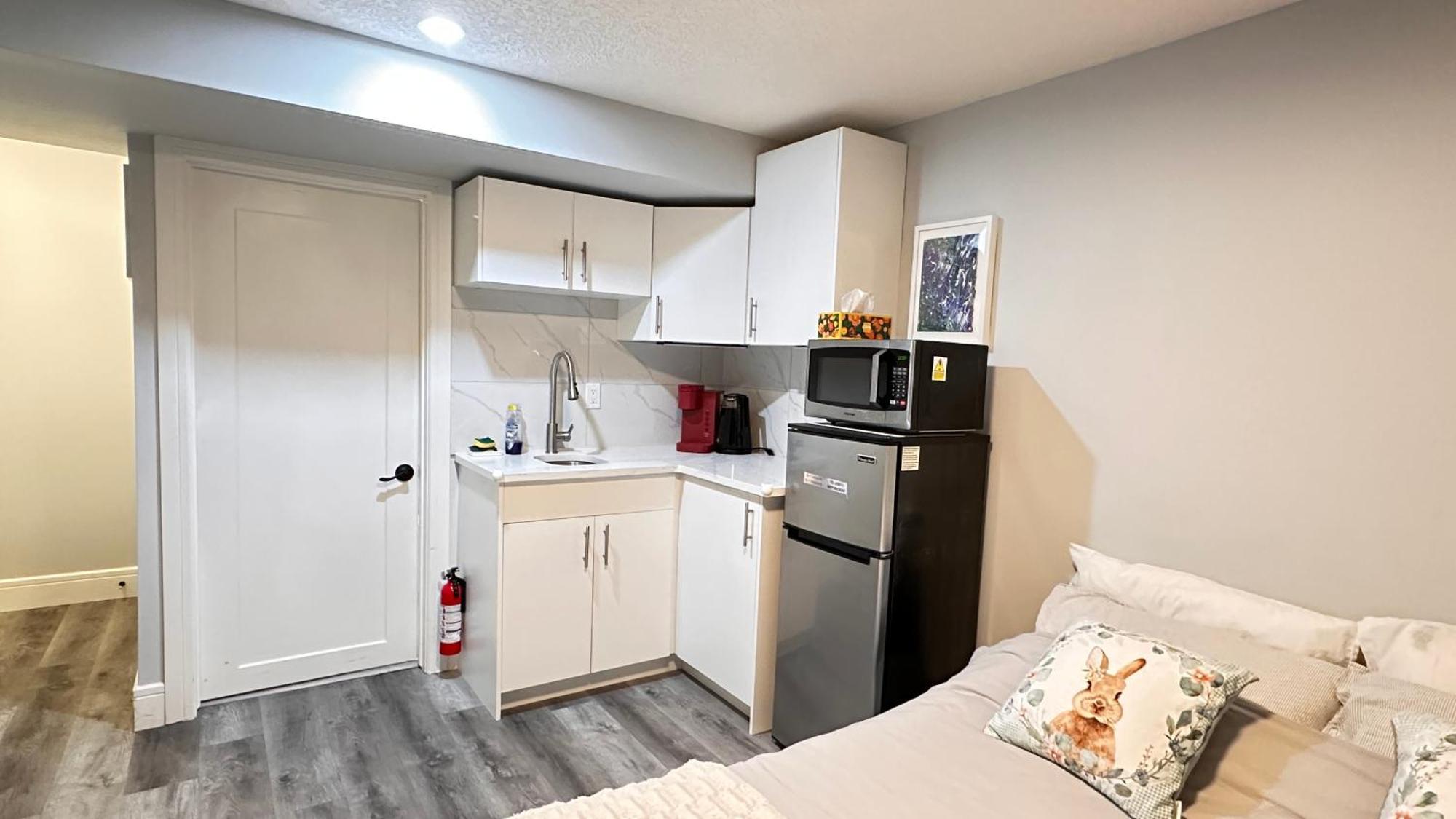 Cozy Basement Suite-溫馨小屋 Designated Parking Calgary Zewnętrze zdjęcie